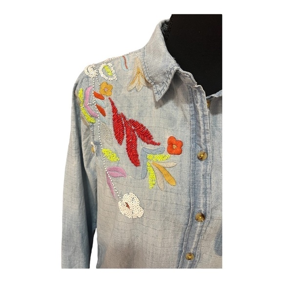 Maeve Boise Embroidered Chambray Button Down Top Extra Small - Picture 3 of 11
